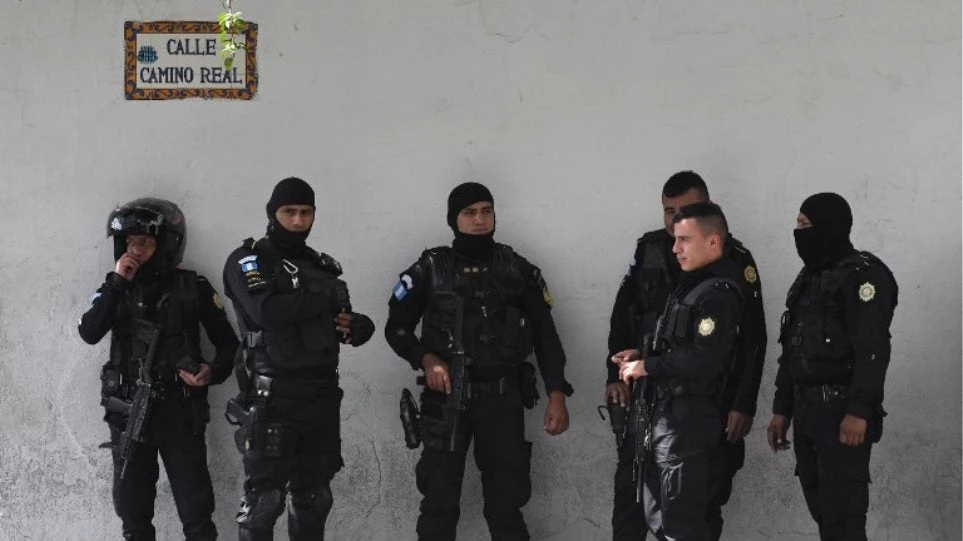 Γουατεμάλα: Πυρά εναντίον αυτοκινήτου στο οποίο επέβαινε Aμερικανός διπλωμάτης